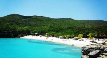 Explore the Beautiful Islands of the Caribbean