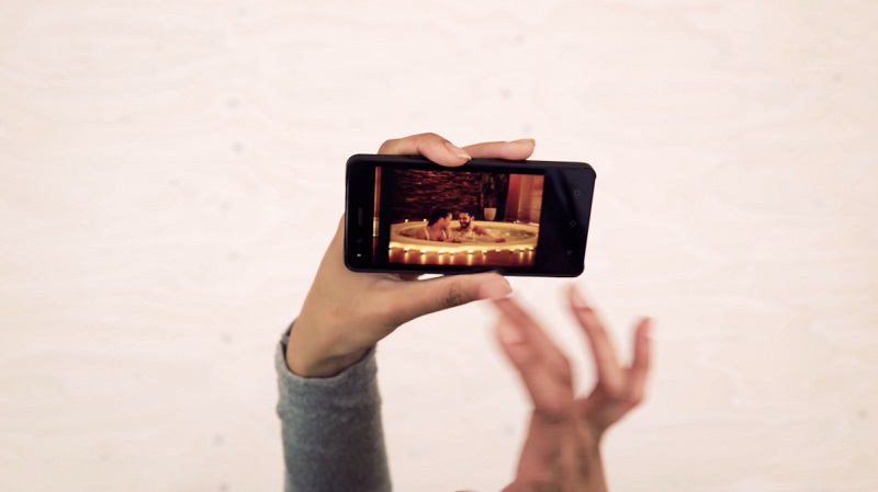 spend less travel more tips