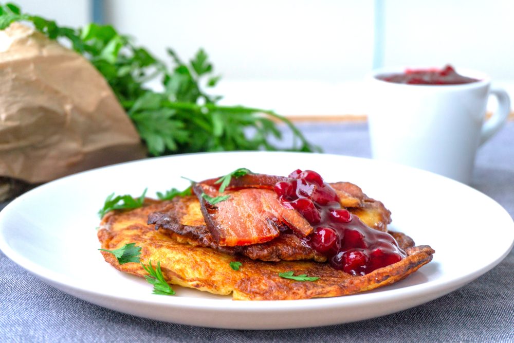 Raggmunk pancakes with bacon and lingonberry