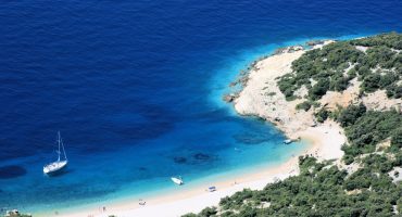 Amazing Croatian Islands for Sailing Vacations in Croatia