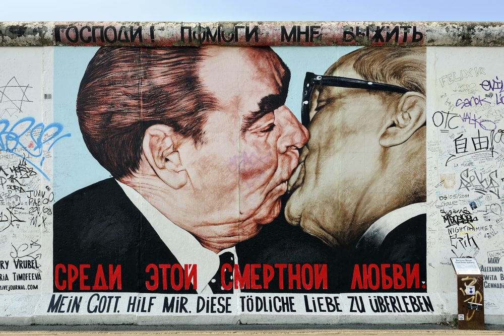 The Kiss at East Side Gallery