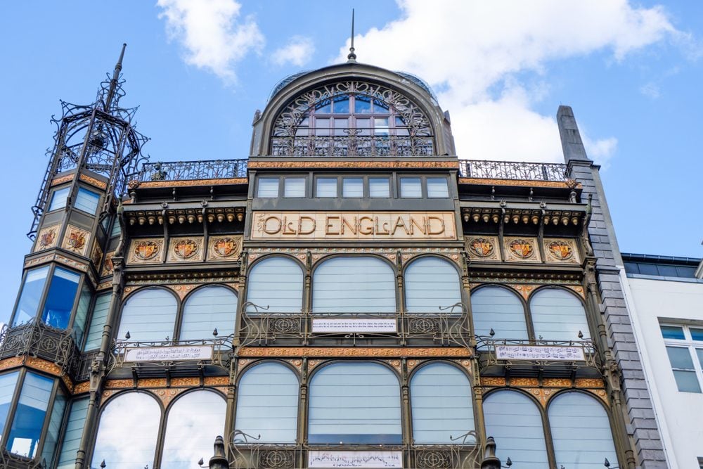 Musical instrument museum building