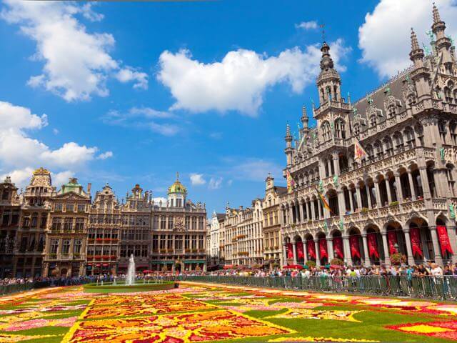 Reserva tu viaje a Brussels con Vuelo + Hotel en eDreams