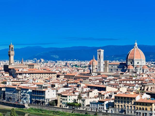 Book a flight and hotel in Florence with eDreams