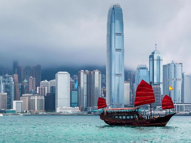 Book a flight and hotel in Hong Kong with eDreams